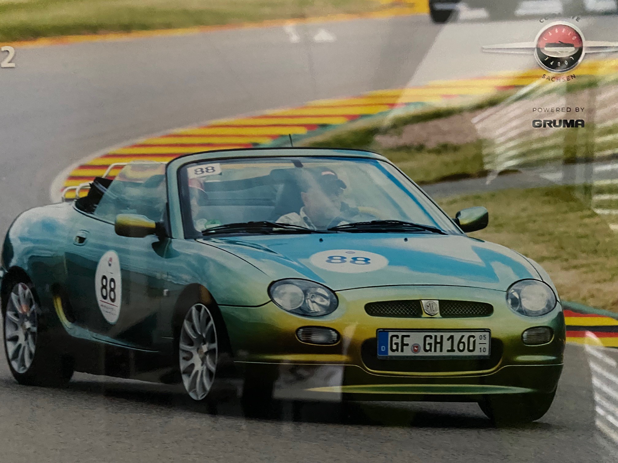 MG F 2002