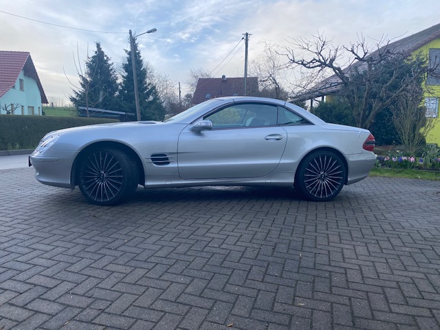 Mercedes-Benz SL 2004