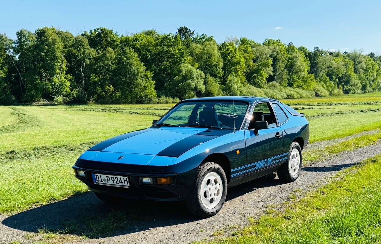 Porsche 924S 1985